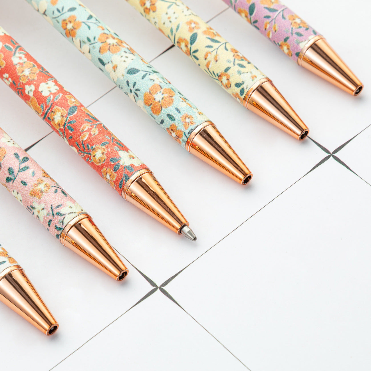 Whoelsale Pens Fashion Flower Metal Pen